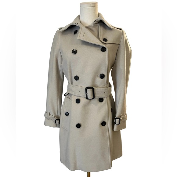 Burberry London Biege Wool & Cashmere Belted Coat, size 2 - Picture 3 of 6